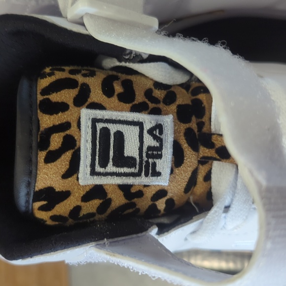 Fila 13 - Picture 3 of 8